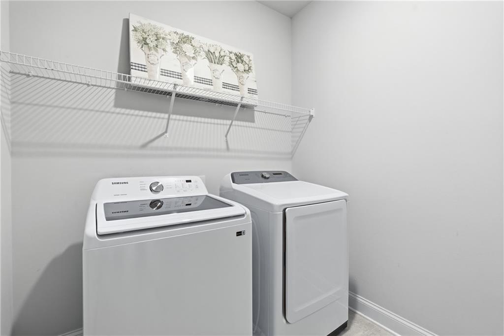 3435 Summerdale Walk