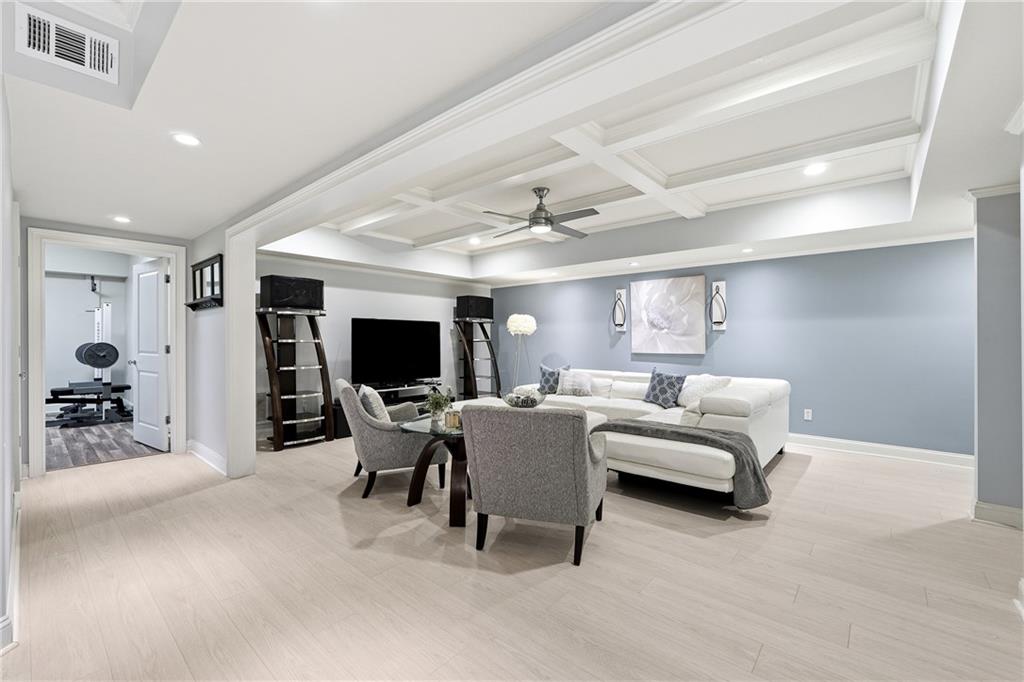 2347 Lake Ridge Terrace