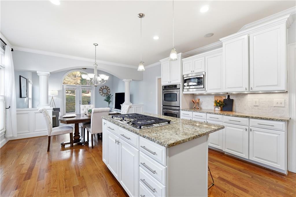 2347 Lake Ridge Terrace