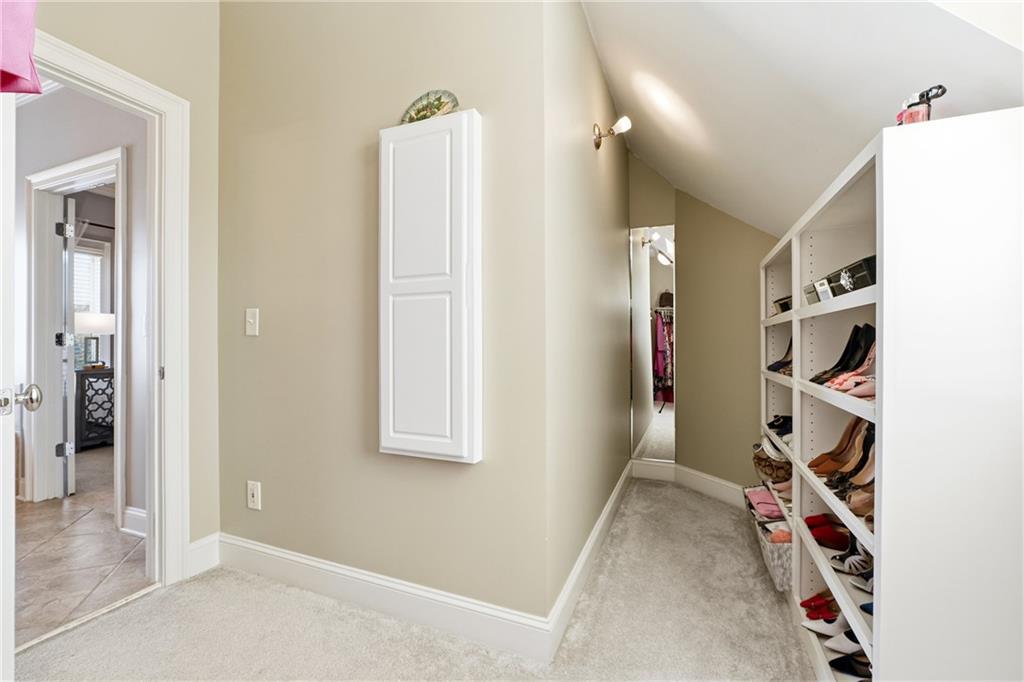 2347 Lake Ridge Terrace