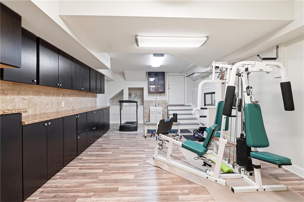 2347 Lake Ridge Terrace