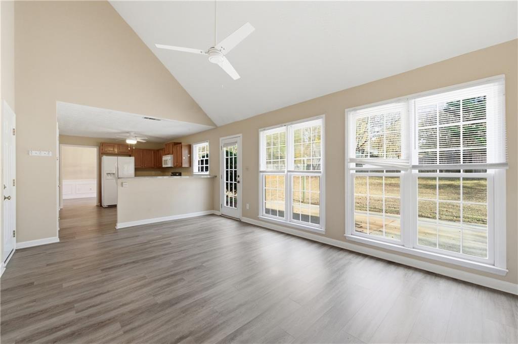 4056 Longford Drive NE