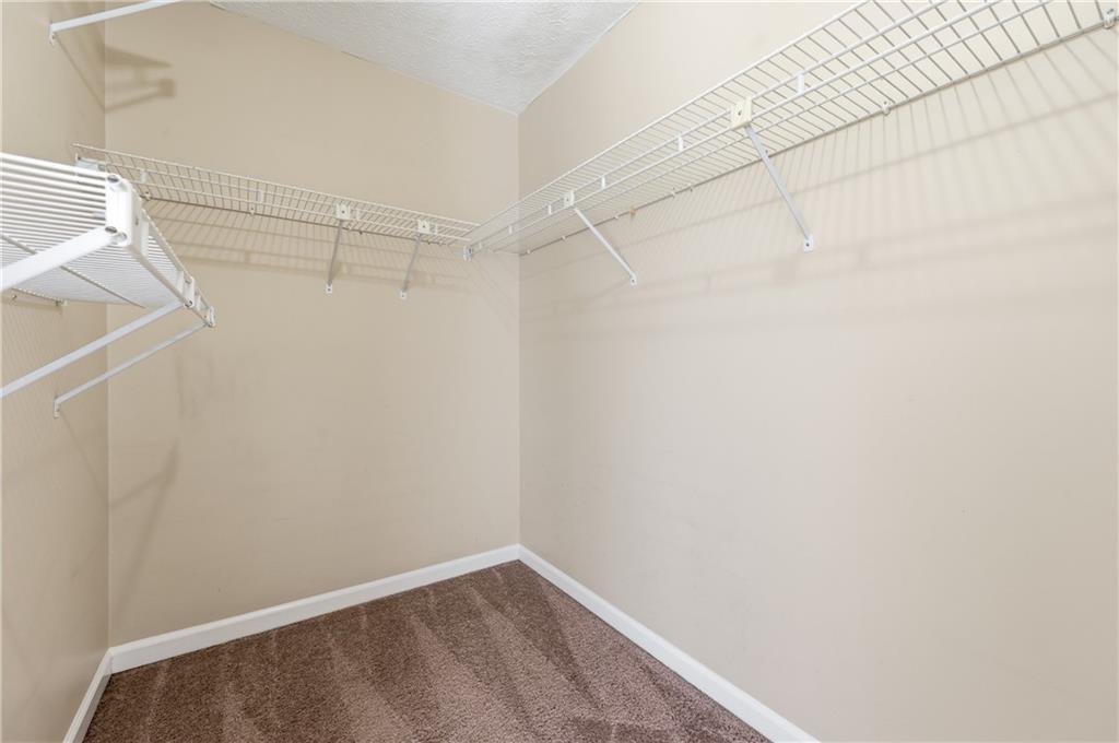 4056 Longford Drive NE