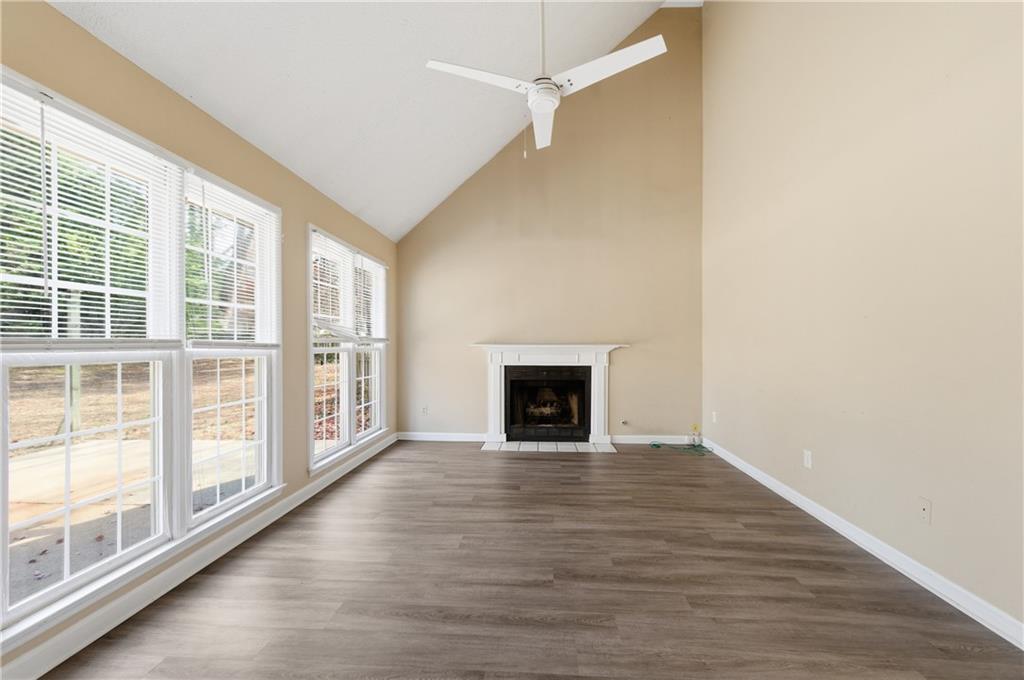 4056 Longford Drive NE