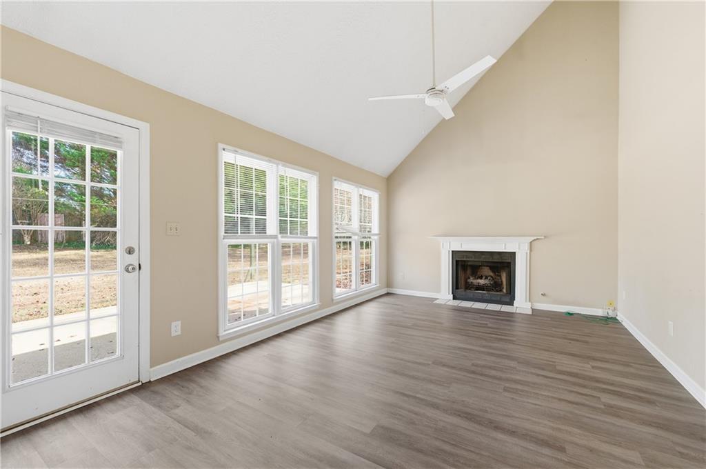 4056 Longford Drive NE