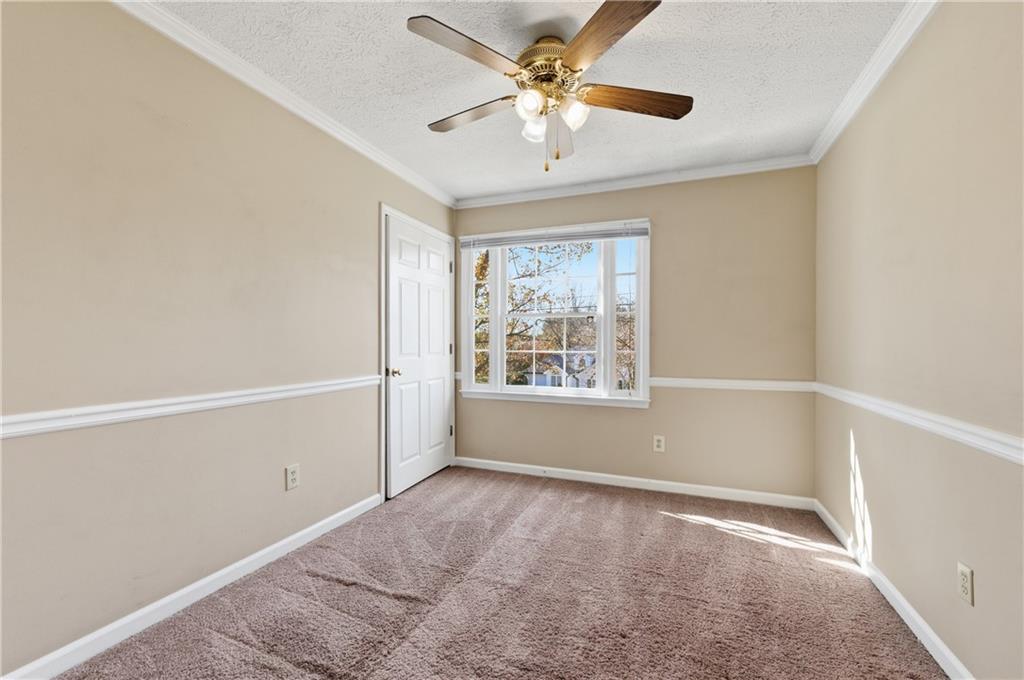 4056 Longford Drive NE