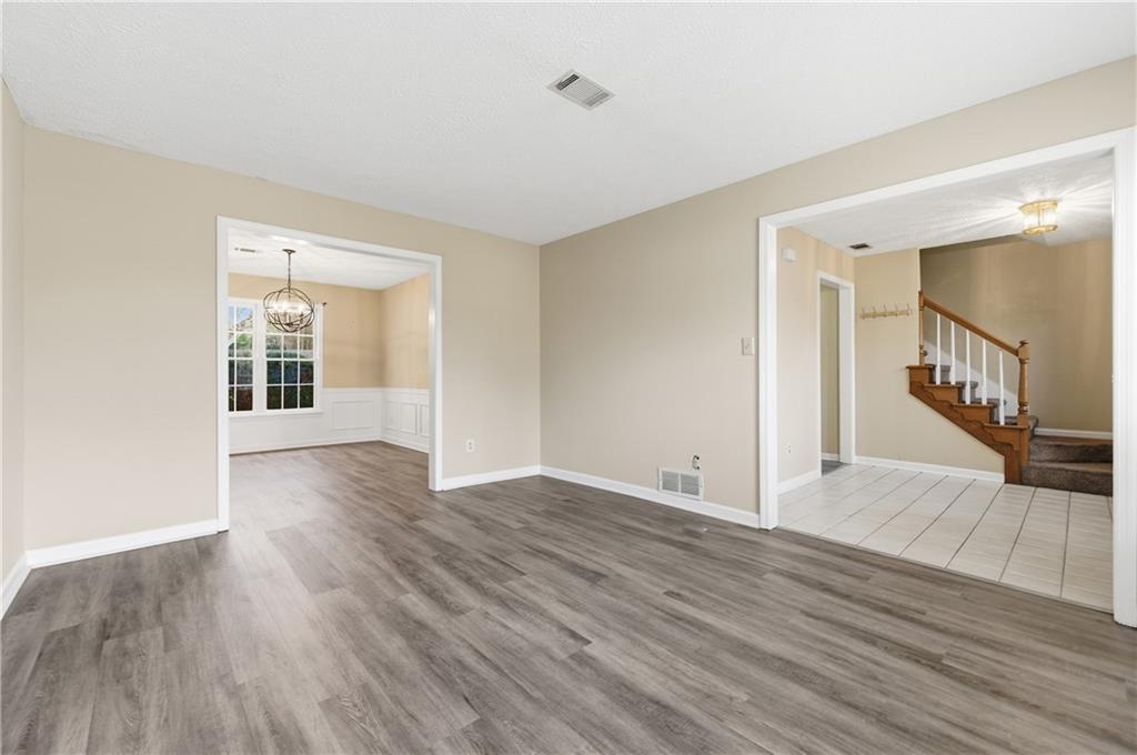 4056 Longford Drive NE