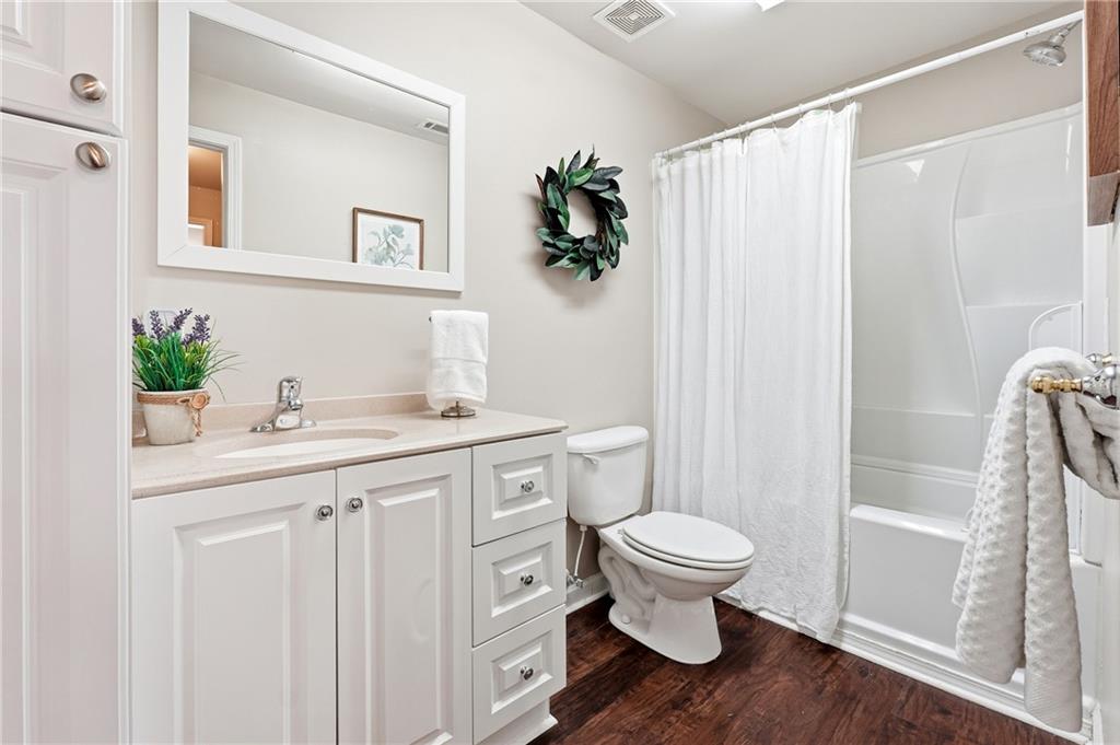 5960 Bridge Stone Court