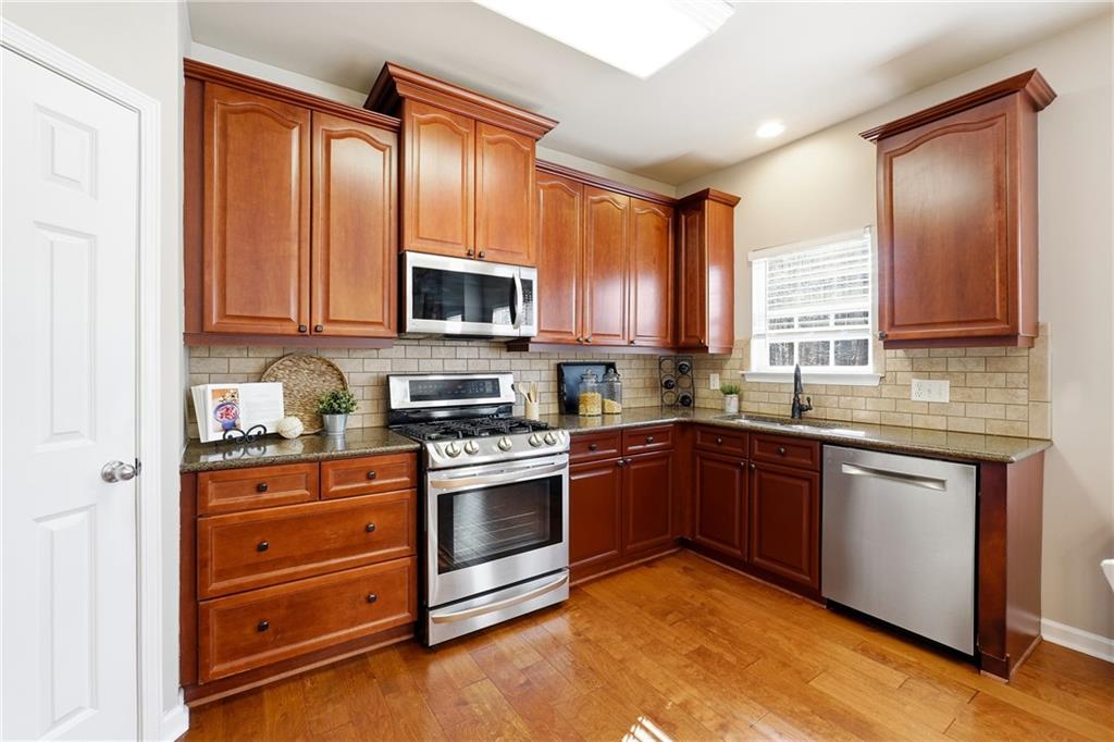 5960 Bridge Stone Court