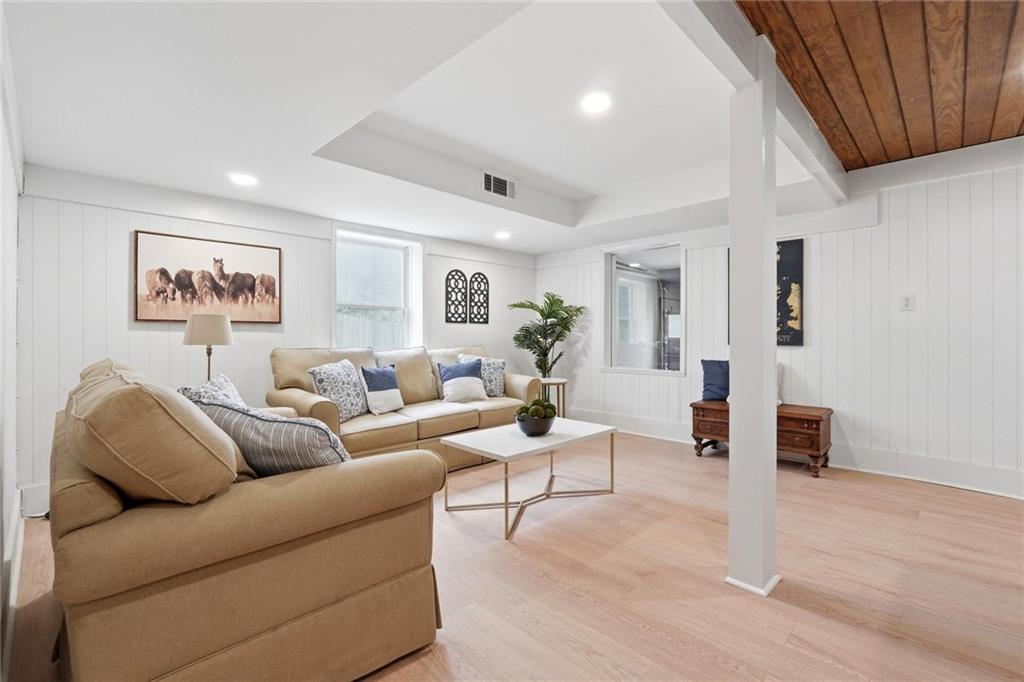 2955 Brookfield Circle