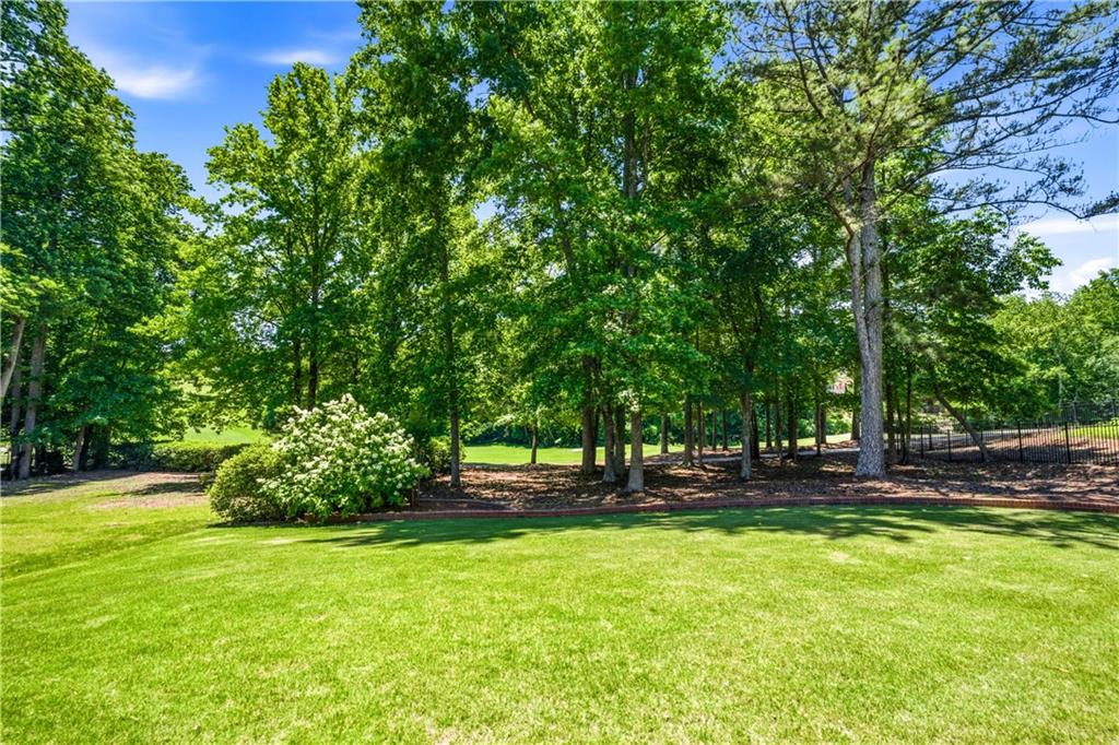 8001 Allerton Lane