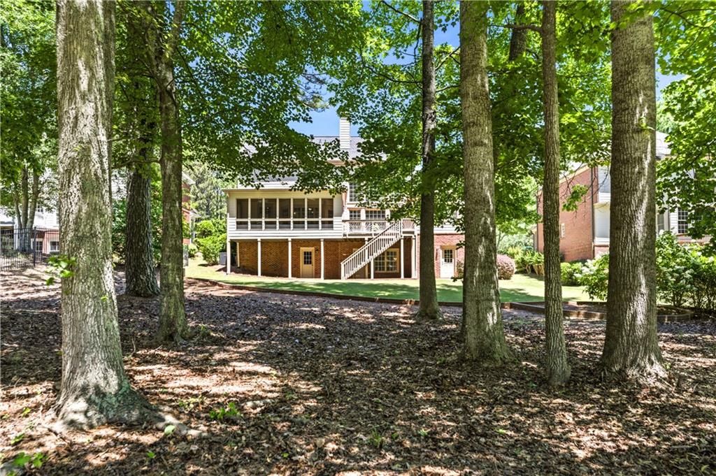 8001 Allerton Lane
