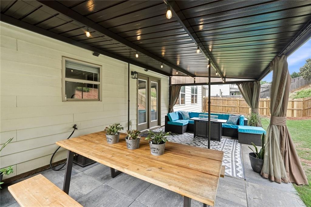5845 Willow Oak Pass
