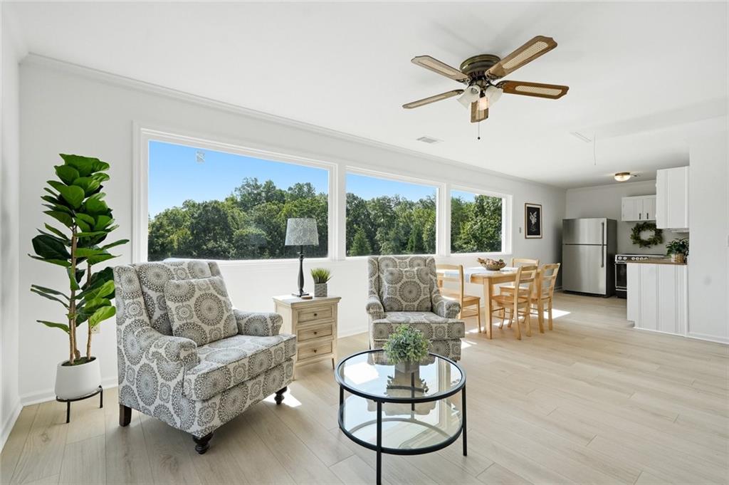 380 Fredricks Cove