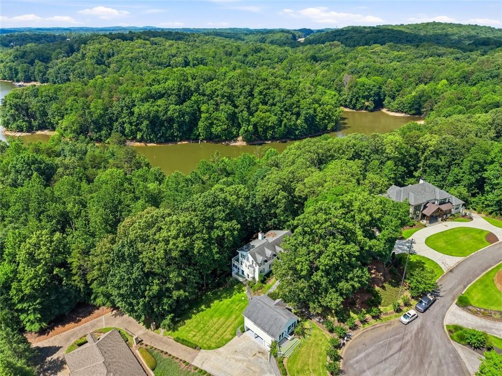 380 Fredricks Cove
