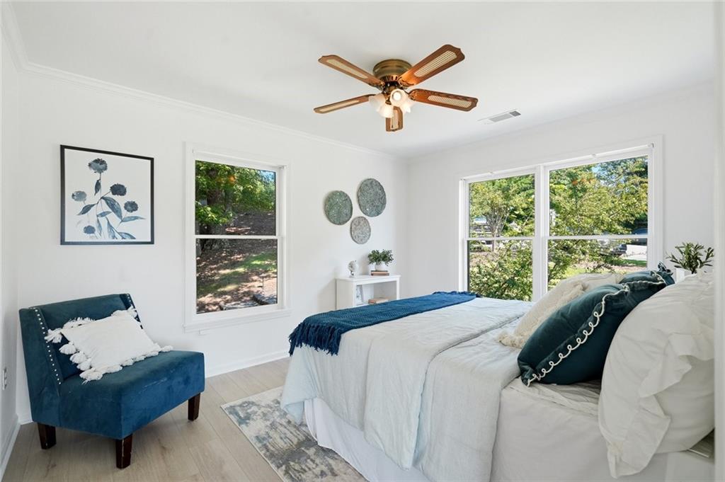 380 Fredricks Cove