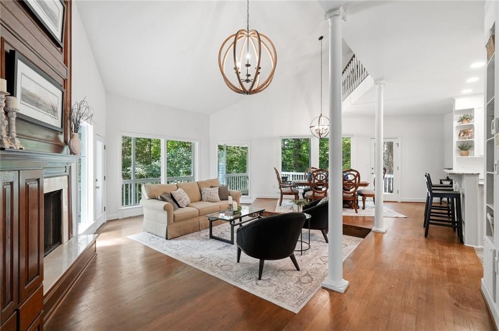 380 Fredricks Cove