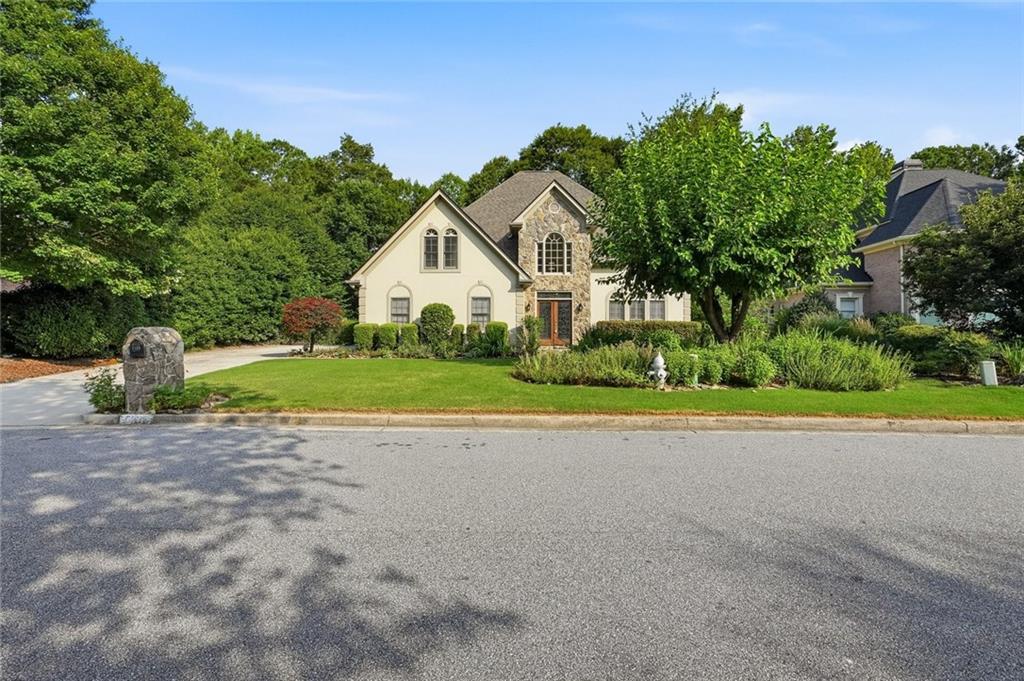 5338 Dunwoody Club Creek
