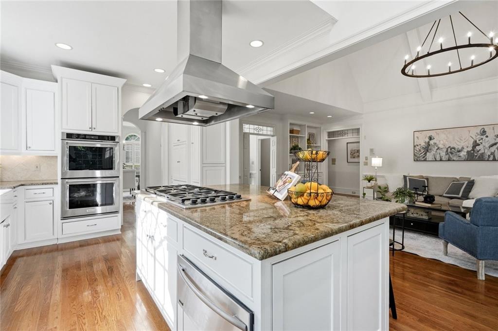 5338 Dunwoody Club Creek