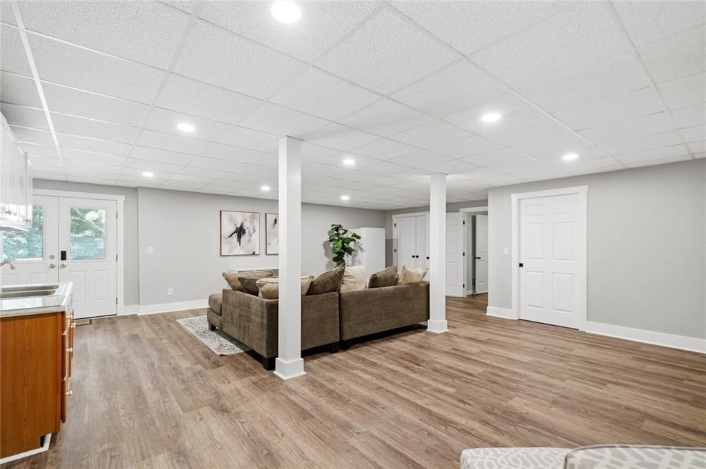 2430 Little John Lane