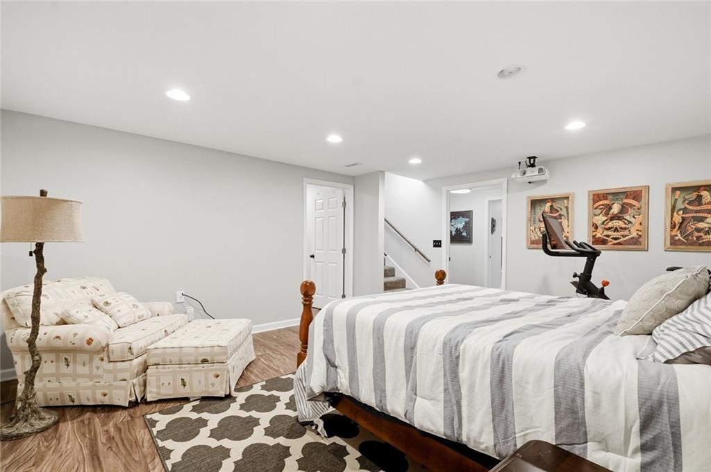 2430 Little John Lane