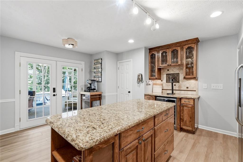 2430 Little John Lane