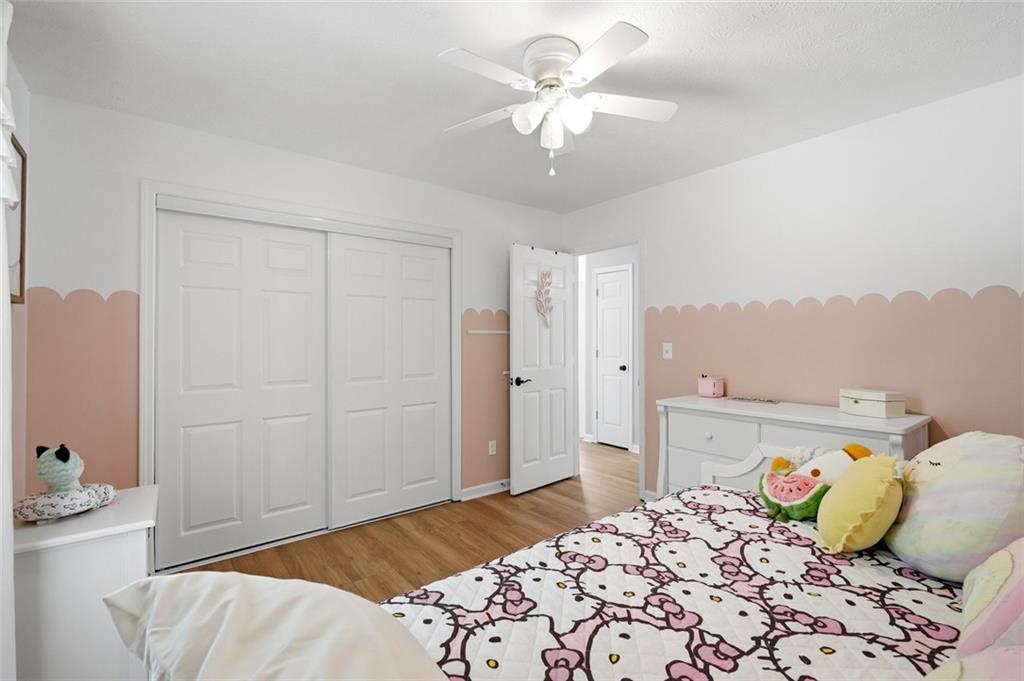 2430 Little John Lane