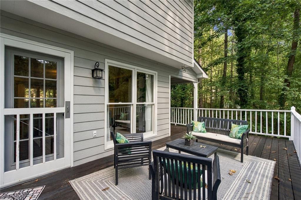 2038 Laurel Cove