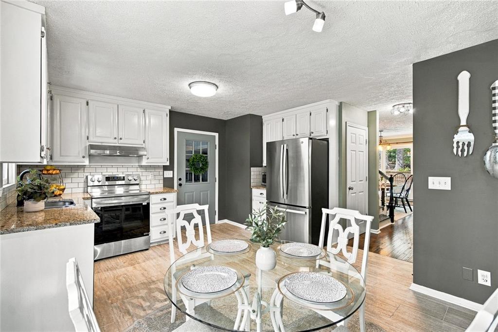 2038 Laurel Cove