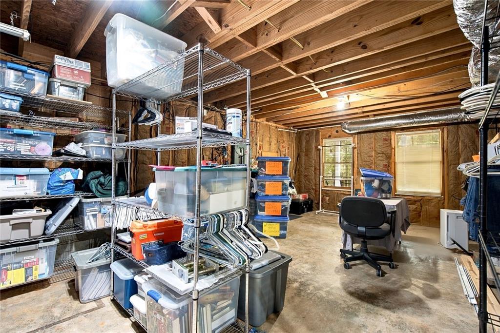 2038 Laurel Cove