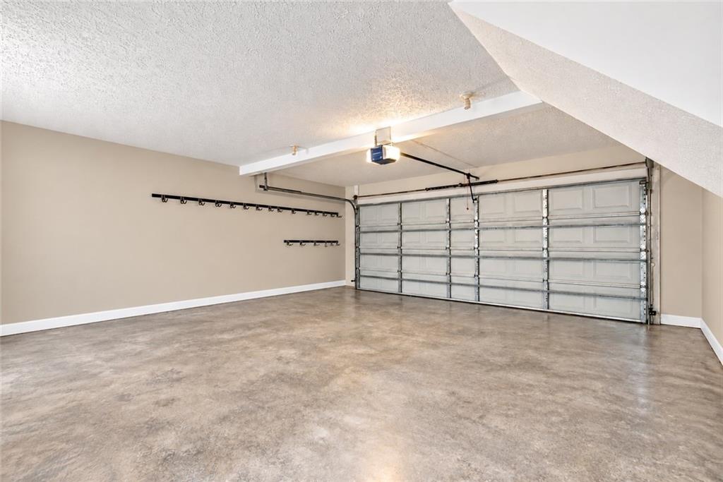 2038 Laurel Cove