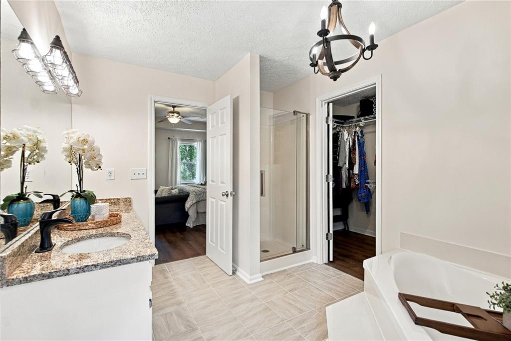 2038 Laurel Cove