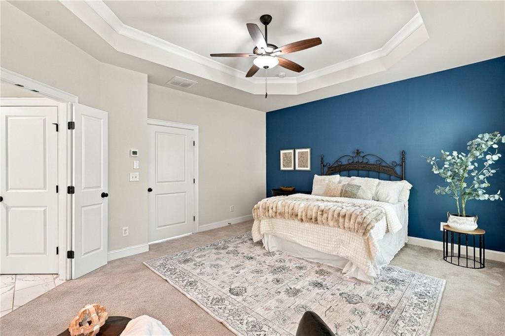 7950 Laurel Creek Drive