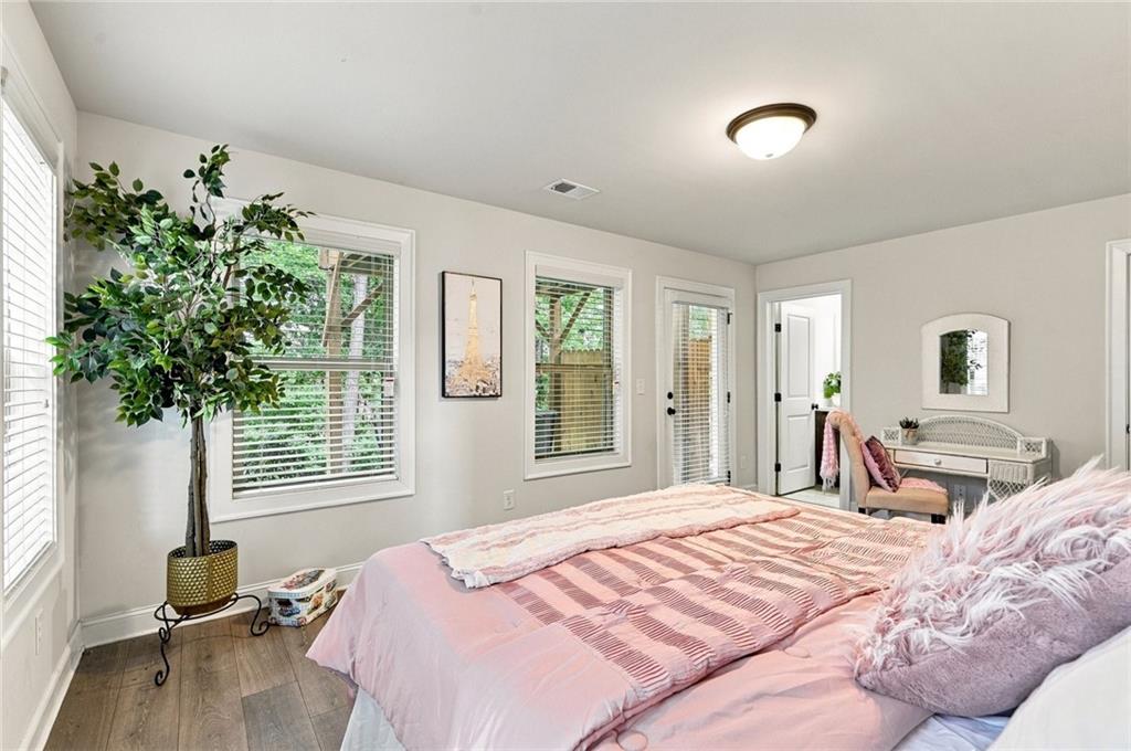 7950 Laurel Creek Drive