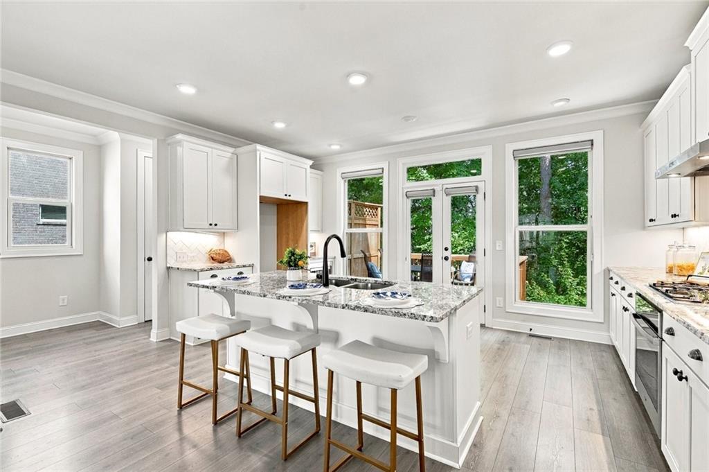 7950 Laurel Creek Drive