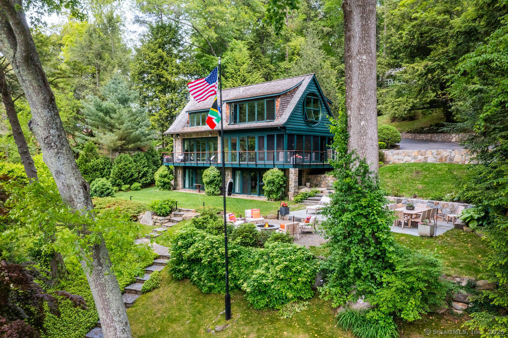 21 Echo Drive