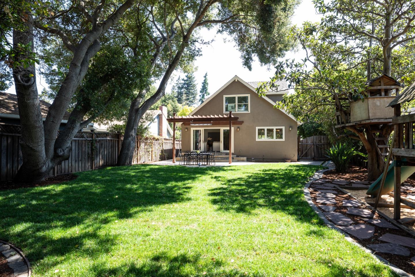 637 Central Avenue