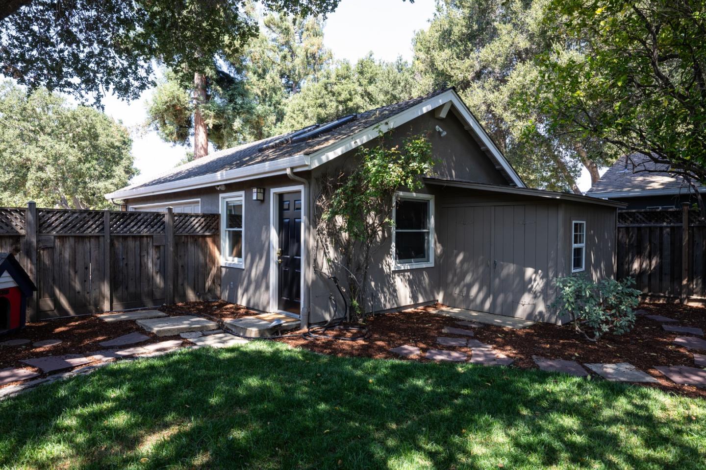637 Central Avenue