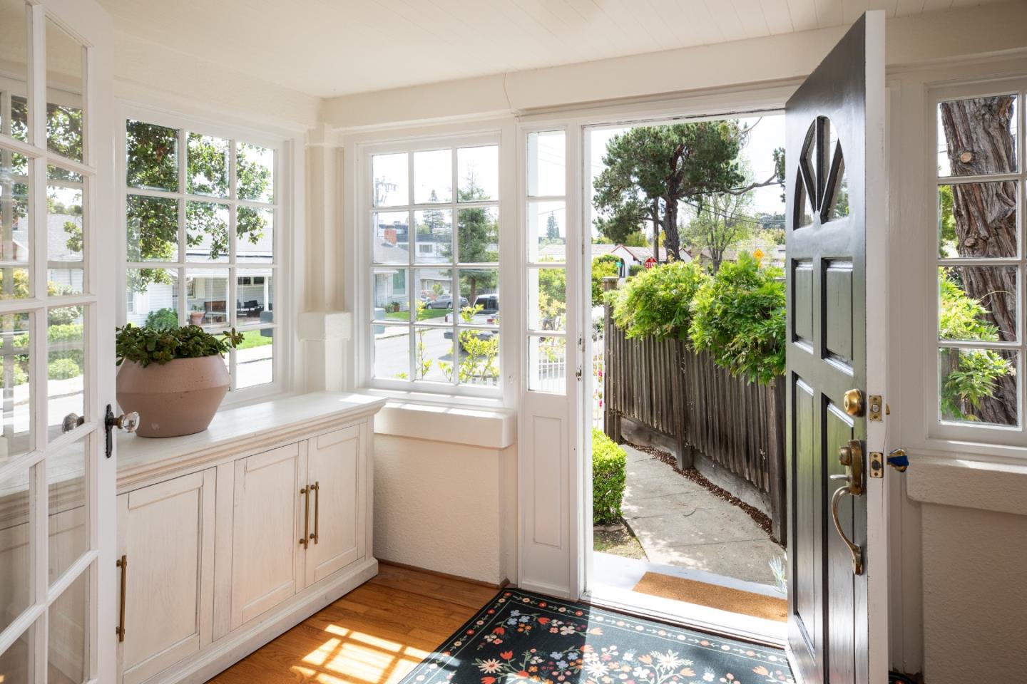 1344 Magnolia Avenue