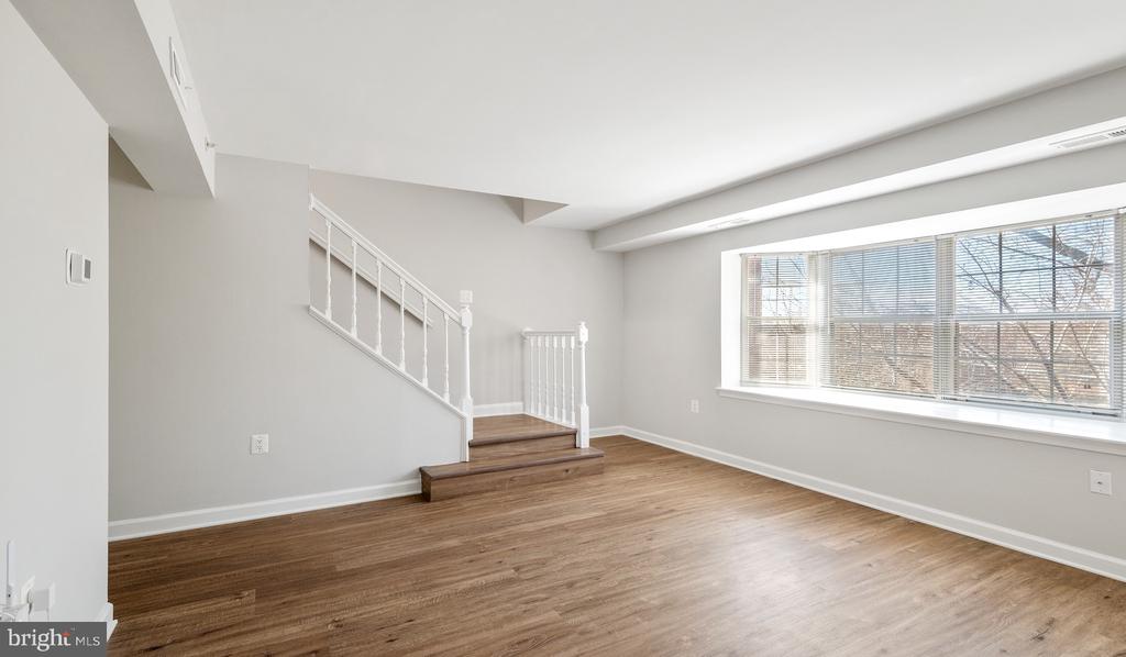 3401 38TH STREET NW 1B-P25-301