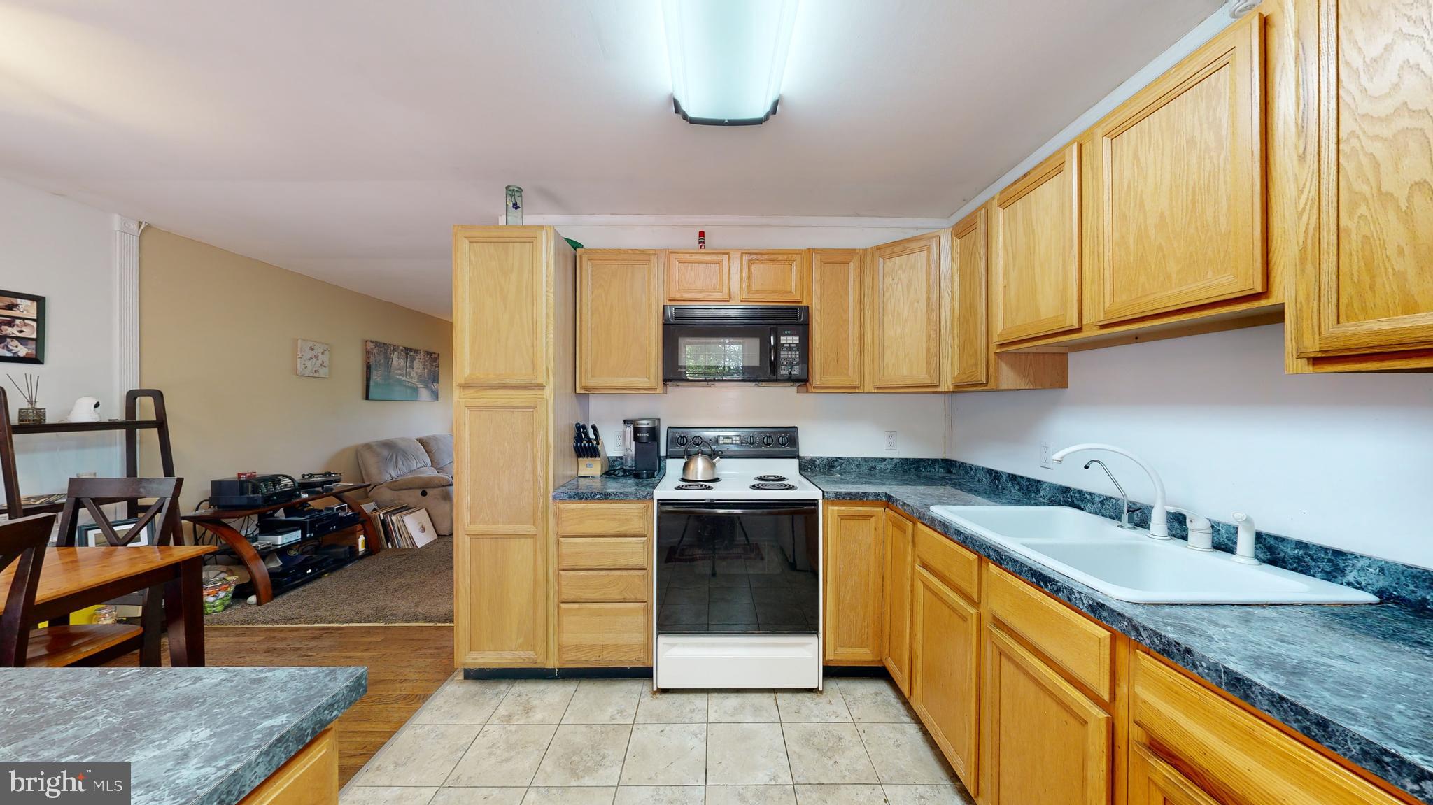 23 Windy Meadows Ln