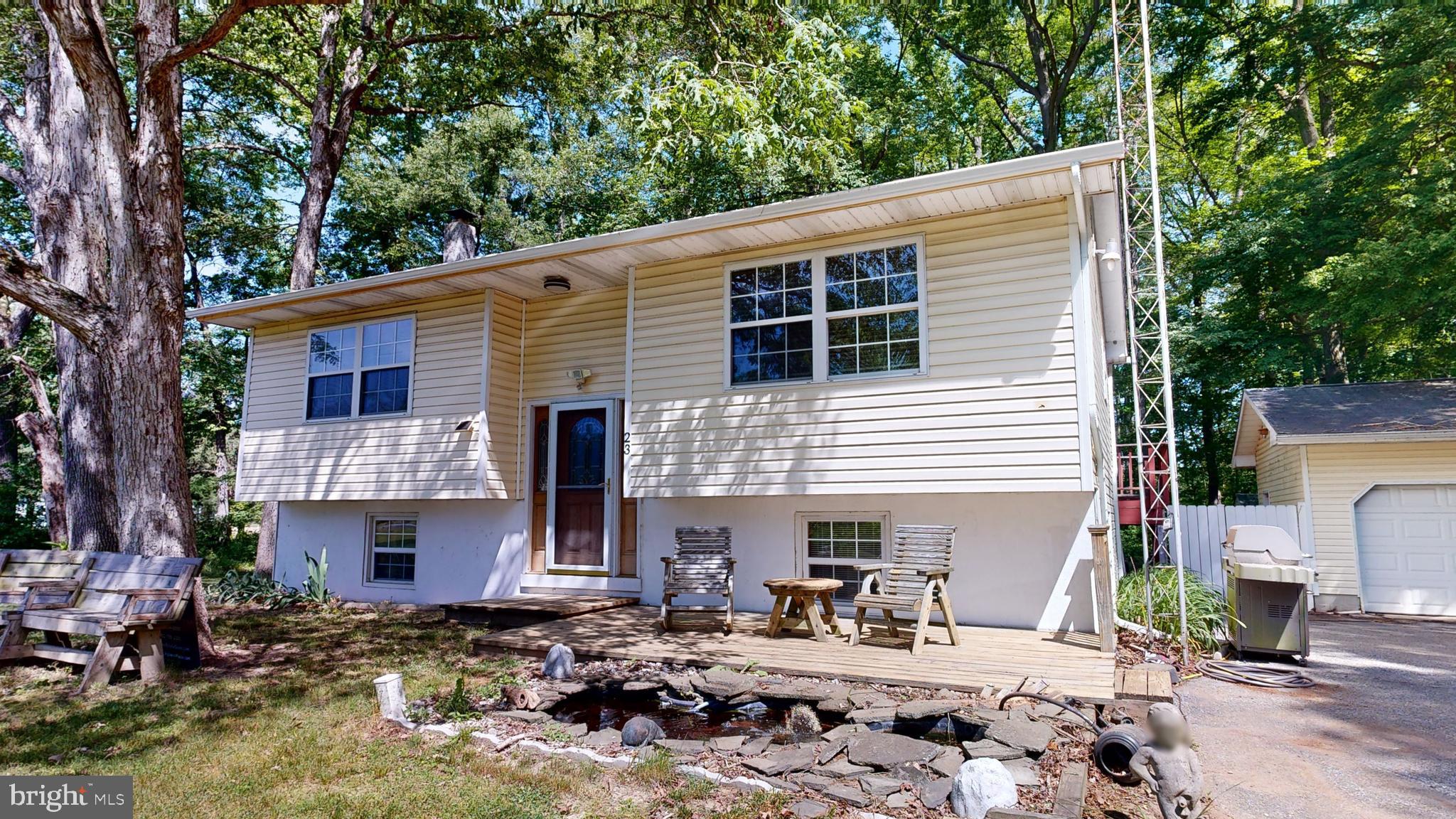 23 Windy Meadows Ln