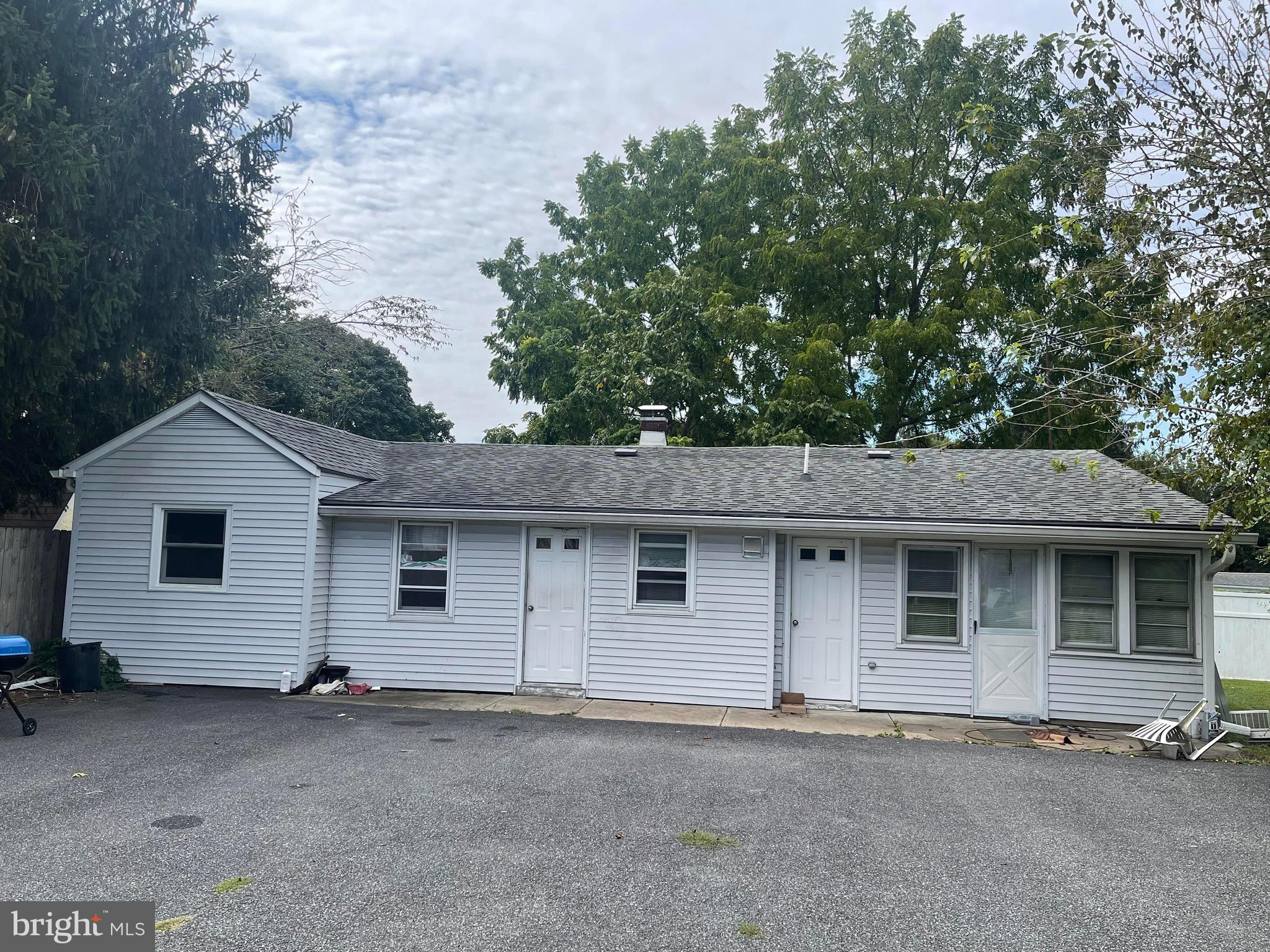 437 S Carter Rd