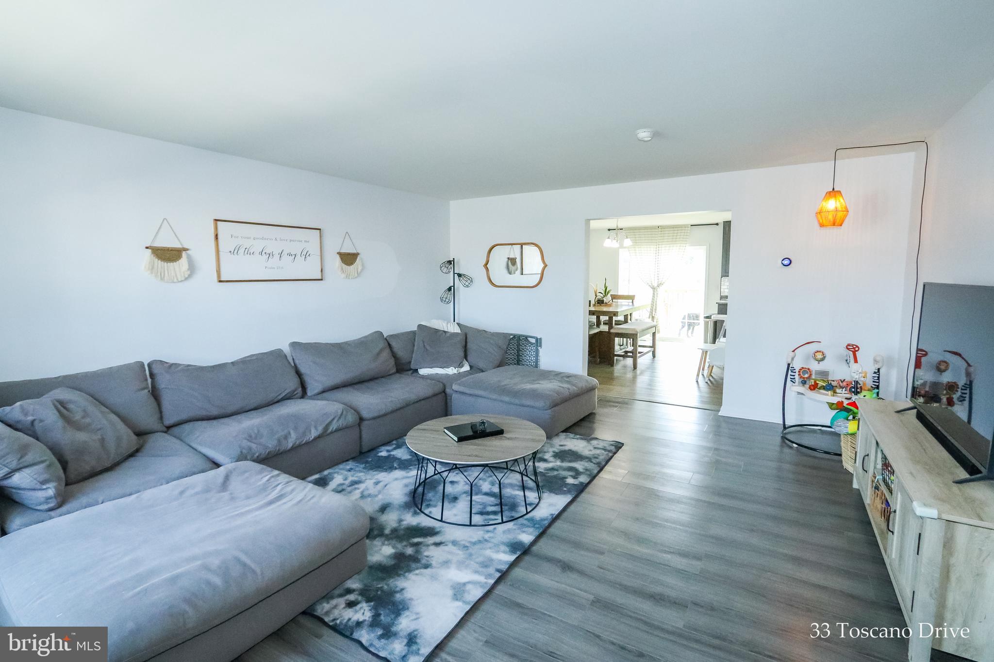 33 Toscano Dr