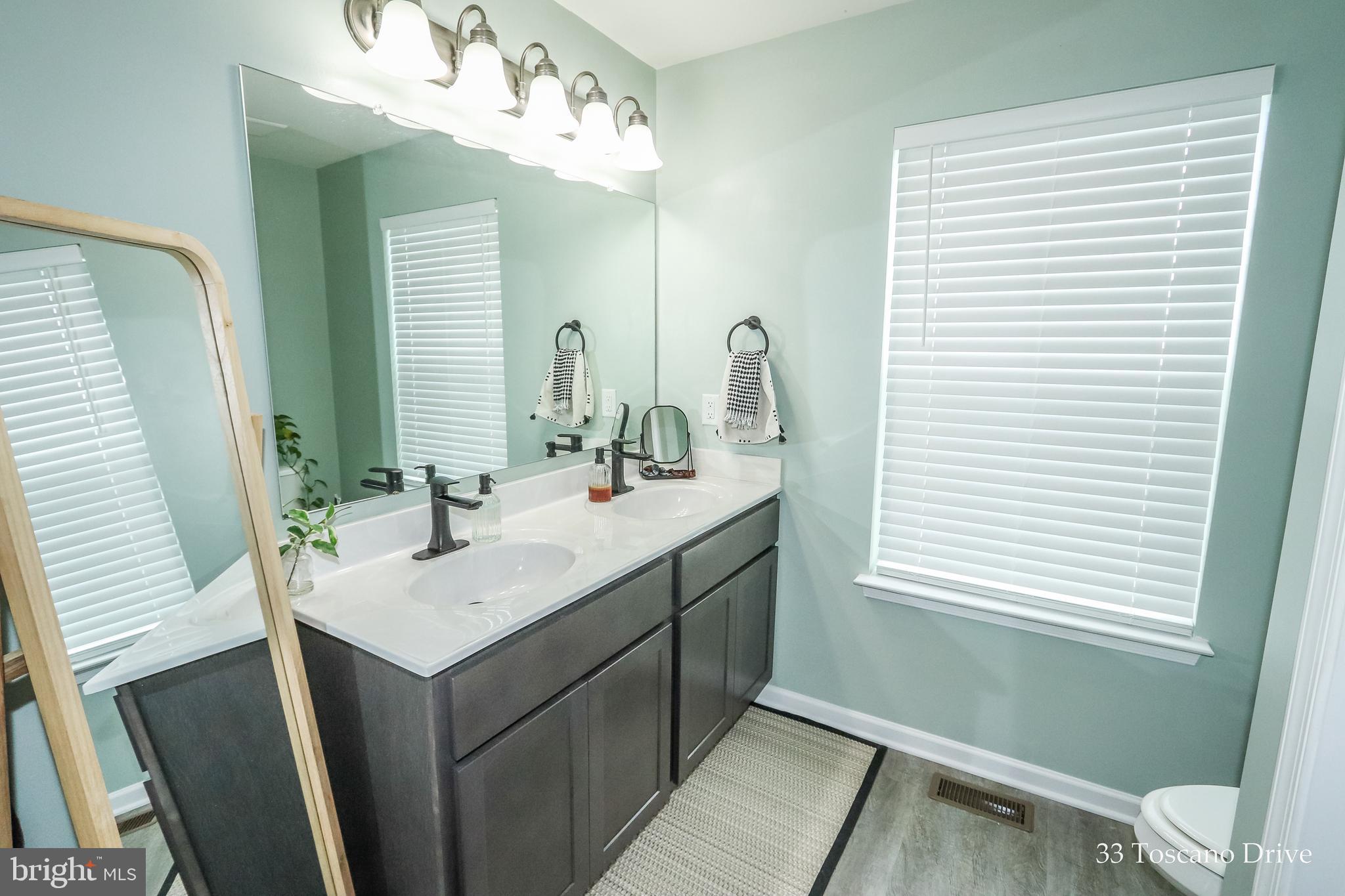33 Toscano Dr