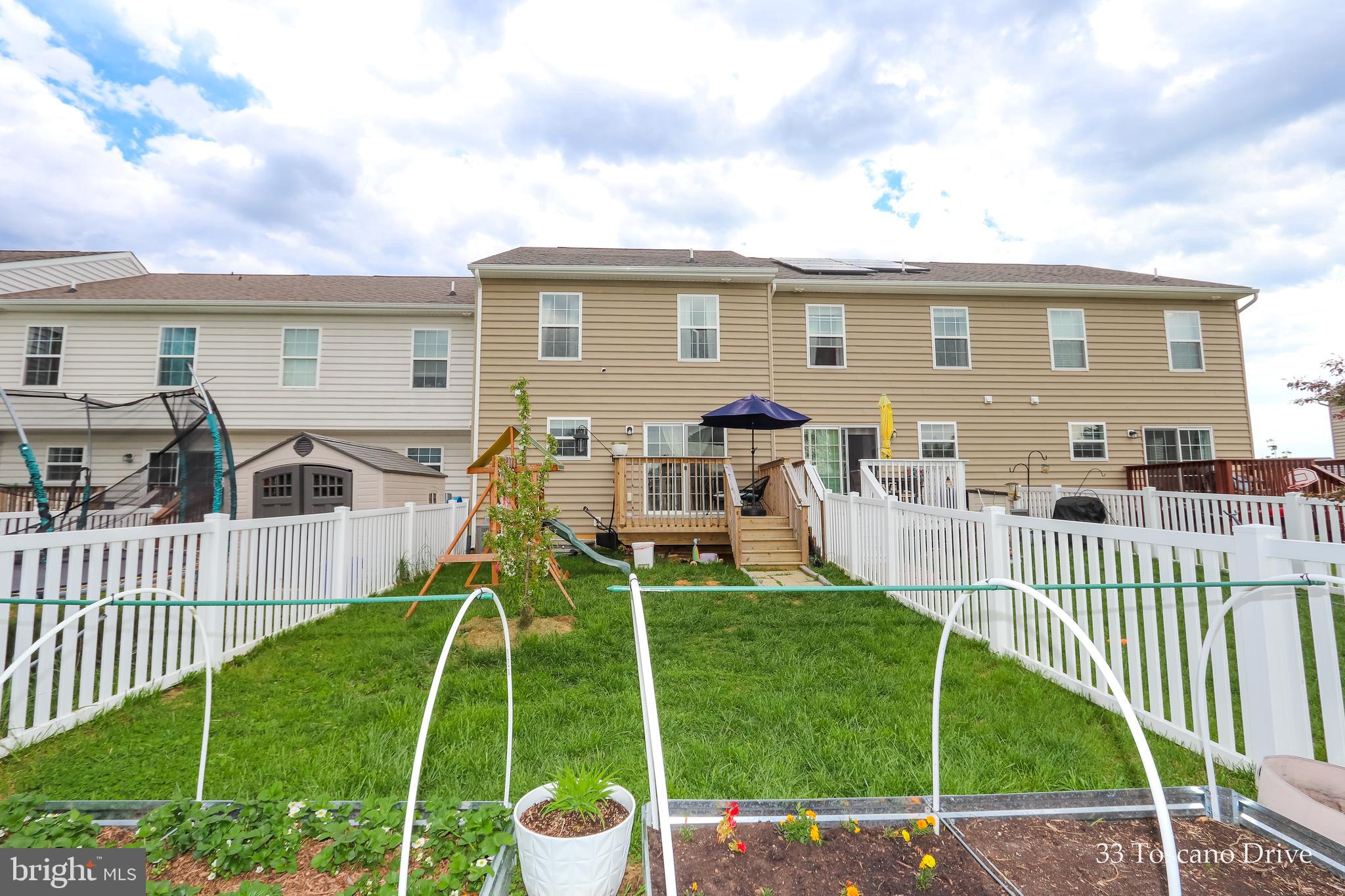 33 Toscano Dr