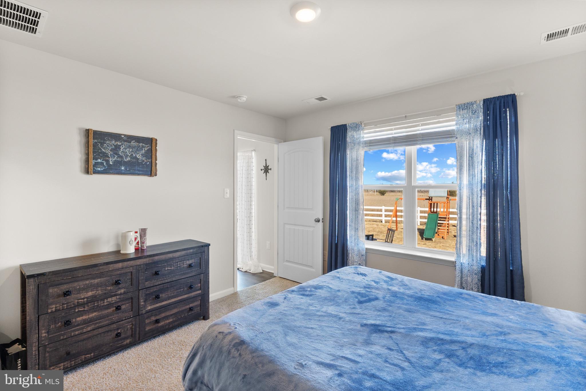 100 Sea Horse Ln