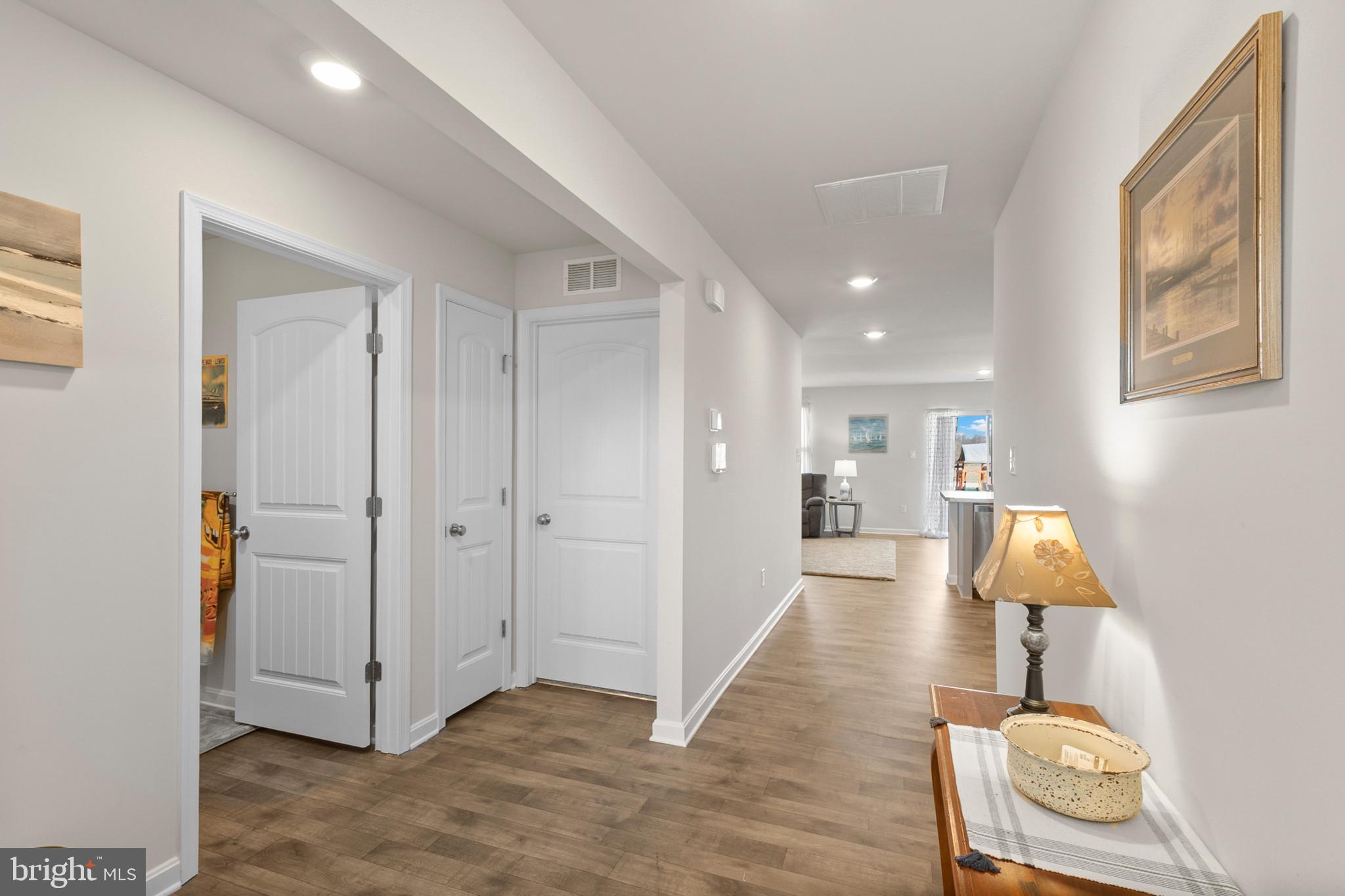 100 Sea Horse Ln