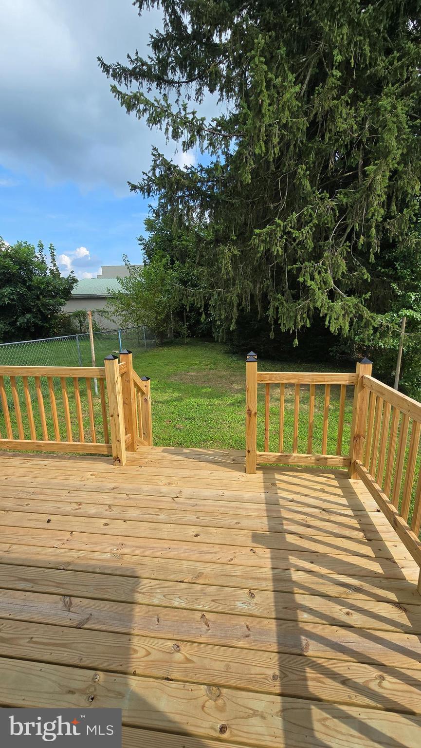 121 W MOUNT VERNON STREET