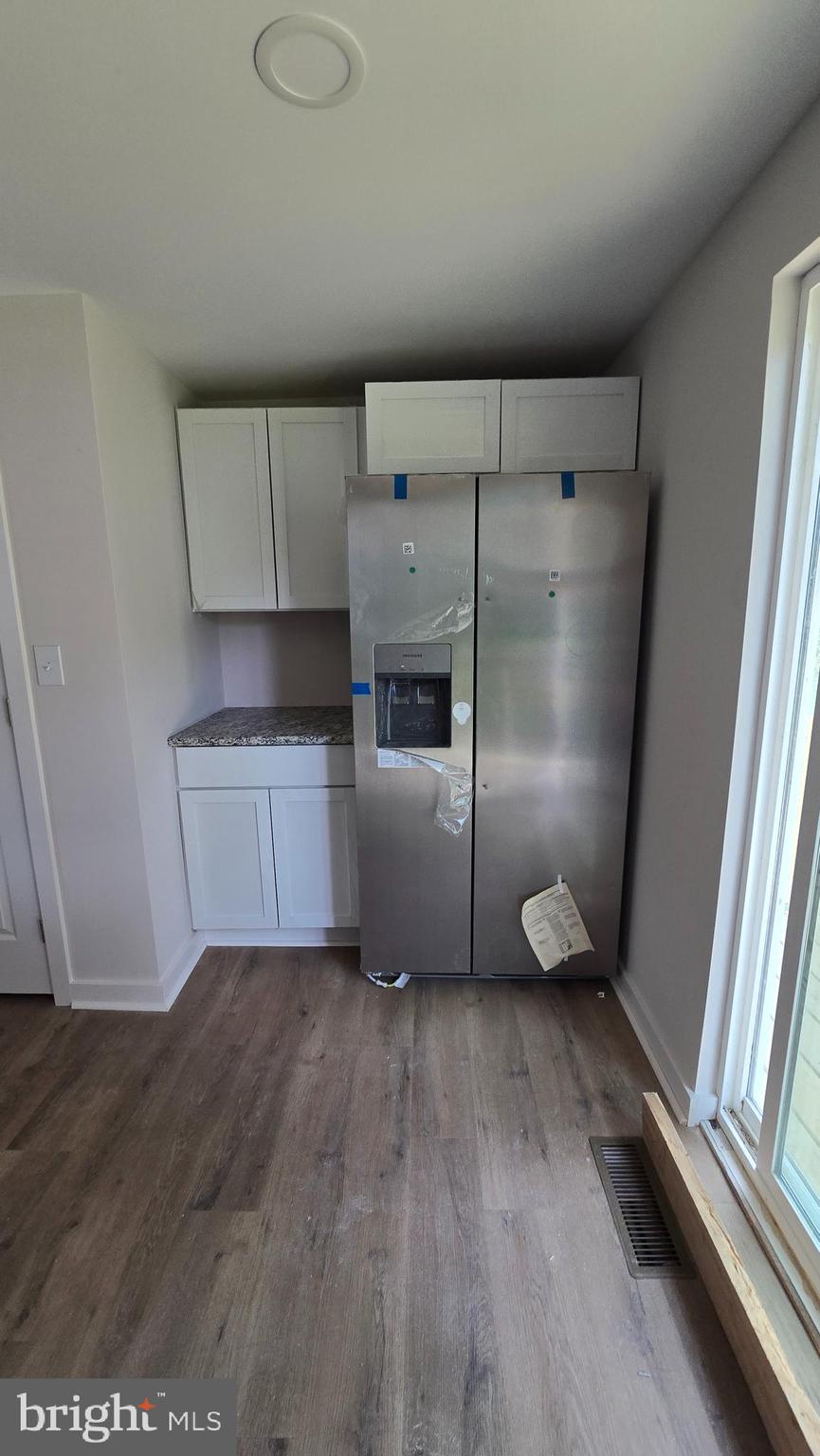 121 W MOUNT VERNON STREET